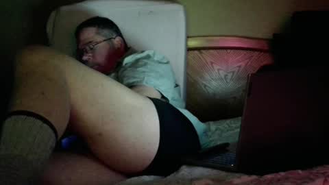 Eyeswideshut63 online show from December 31, 5:44 am