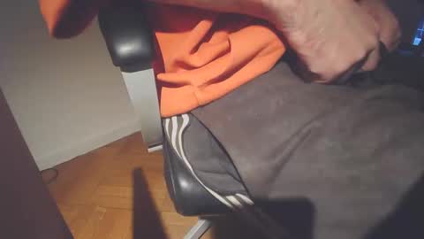 EZCODA online show from December 22, 5:37 am