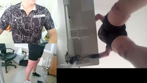 Snapshot of ezondi1 chatting on March 1, 3:32 am EZONDI online show from March 1, 3:32 am