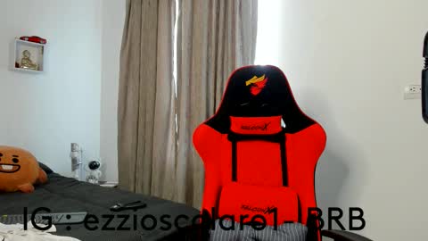 Ezzio Scolaro online show from October 21, 1:47 pm