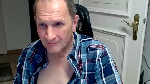 Fabian online show from June 3, 8:47 pm