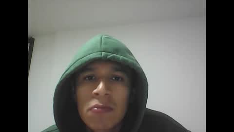 R online show from October 19, 3:00 am