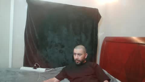 Mark online show from February 17, 2:27 pm