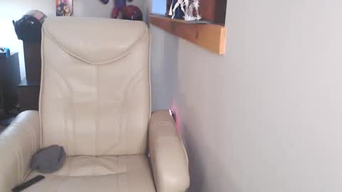 Fan Friction online show from February 6, 7:22 pm