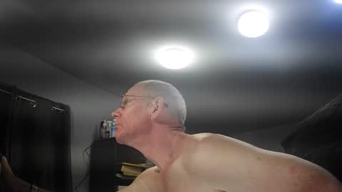 fantasyresort online show from March 14, 3:35 am