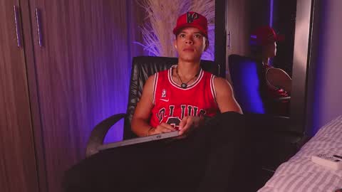 farid_jake_ online show from March 26, 5:33 am