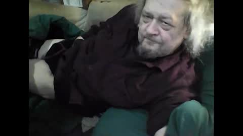 HoneyCumJuice4U online show from April 6, 3:03 am