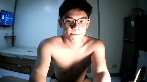 fastfucker_22 online show from July 15, 12:01 pm