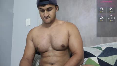 Snapshot of fatherfly001 chatting on December 3, 9:56 pm fatherfly001 online show from December 3, 9:56 pm