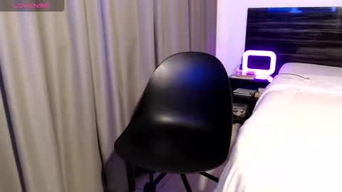 FAUSTO online show from December 17, 9:10 pm