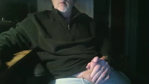 Snapshot of feet_fan69 chatting on December 5, 4:34 pm John Buck online show from December 5, 4:34 pm