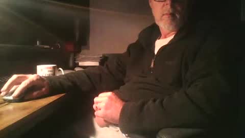 Snapshot of feet_fan69 chatting on December 16, 4:49 pm John Buck online show from December 16, 4:49 pm