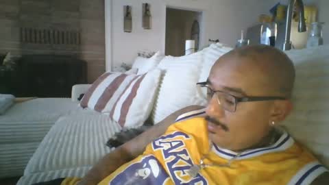 felixrlarios25 online show from July 21, 5:15 pm