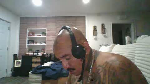 felixrlarios25 online show from July 26, 5:48 am