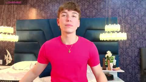 Femboy Max online show from January 15, 12:20 pm