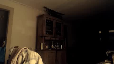 femdom_sub online show from December 18, 2:51 am