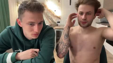 ferminlune online show from April 13, 5:46 pm