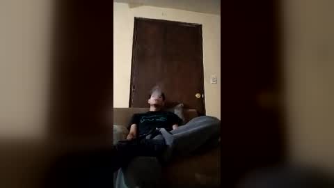 fernandorodriguez24476 online show from June 19, 12:32 pm