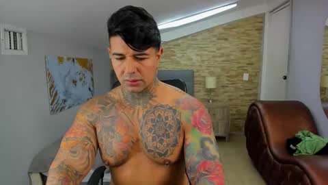 Kamilo online show from December 20, 12:05 pm