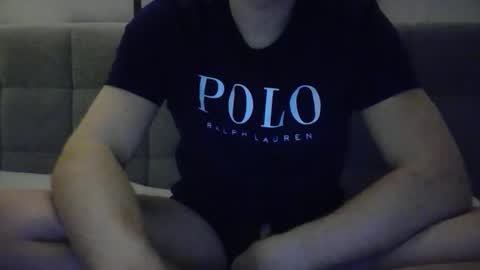 Finn online show from December 6, 7:45 pm