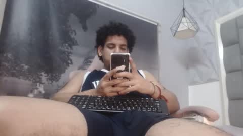 fire_boy69 online show from March 2, 6:04 pm