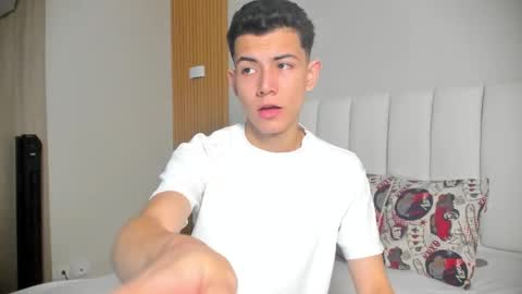 Nicolas online show from November 24, 1:01 pm