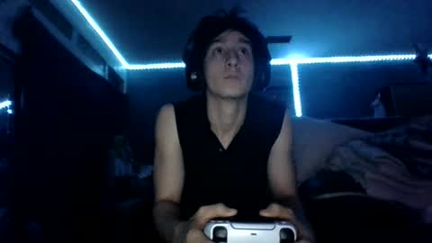 fitboi321 online show from April 3, 7:16 am