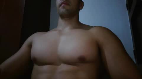 fitchestabs_69 online show from April 23, 8:33 pm