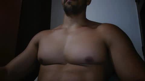 fitchestabs_69 online show from June 5, 3:22 am