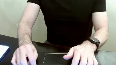 fithubby80 online show from January 10, 2:06 am