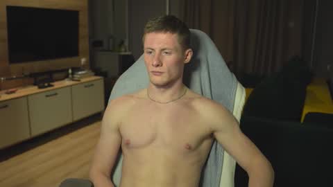 Eren.  online show from October 28, 10:01 pm