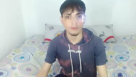flaco23_latino online show from June 14, 5:31 am