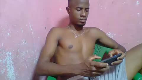 Snapshot of flavio459851 chatting on October 12, 9:03 am flavio459851 online show from October 12, 9:03 am