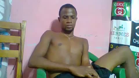 Snapshot of flavio459851 chatting on March 1, 1:29 pm flavio459851 online show from March 1, 1:29 pm