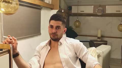 independent model online show from March 14, 6:59 pm