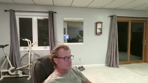 foodforcatfists online show from September 17, 2:23 am