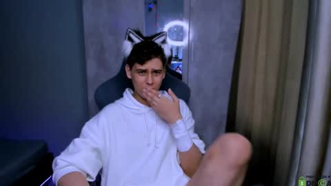 Foxicfu online show from February 9, 9:58 am