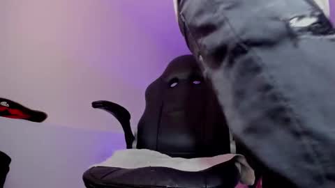 Fran online show from November 13, 4:28 am