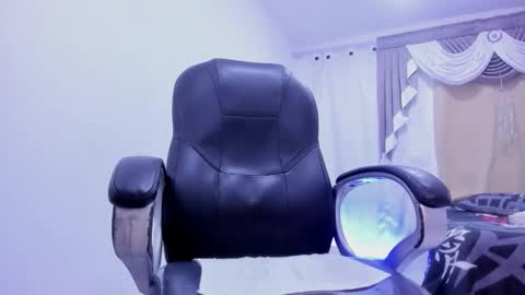 Fran online show from December 17, 3:47 am