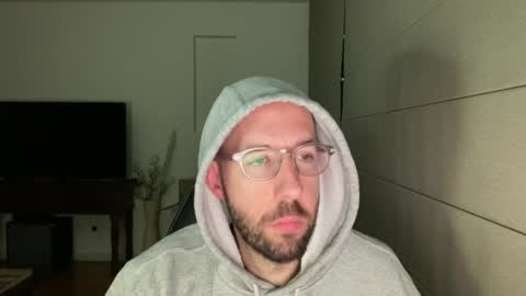 frank_perry2332 online show from April 18, 12:17 pm