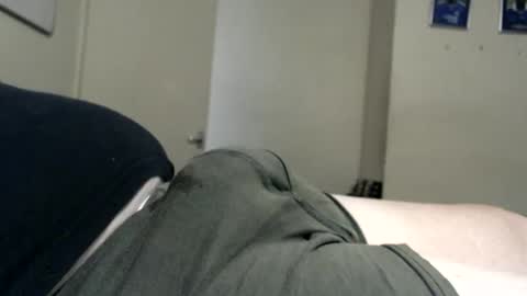 Snapshot of frankiel745 chatting on September 19, 10:37 am frankiel745 online show from September 19, 10:37 am