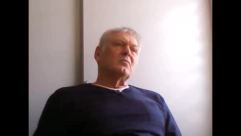 frannkboy61 online show from April 14, 10:59 am