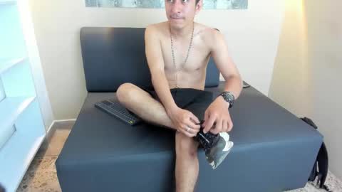 Freddie online show from February 24, 9:04 pm