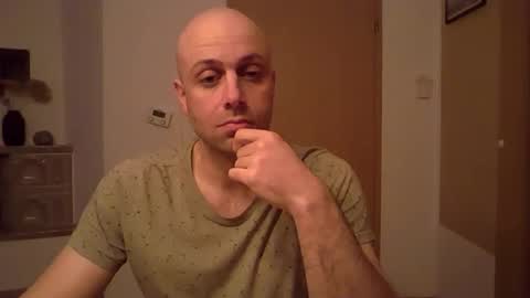 freddow online show from November 22, 8:08 pm