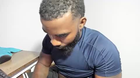 shakur online show from December 1, 8:56 pm