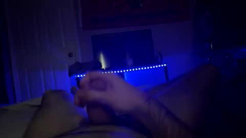 freezeskiii online show from April 25, 12:30 pm