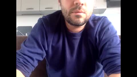 frenchy_from_paris online show from April 15, 4:40 pm