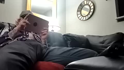 fstrtd666 online show from April 3, 5:48 am