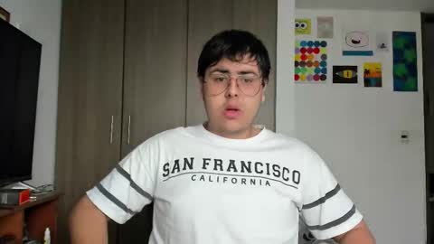 uwu online show from March 22, 9:20 pm