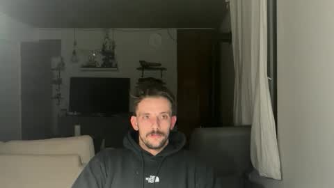 Snapshot of fudde chatting on October 30, 8:21 pm fudde online show from October 30, 8:21 pm